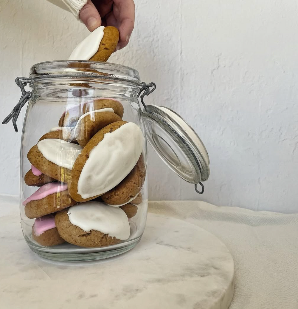 The Flour Millers Wife 'Honey Jumbles' – The Berry Tea Shop