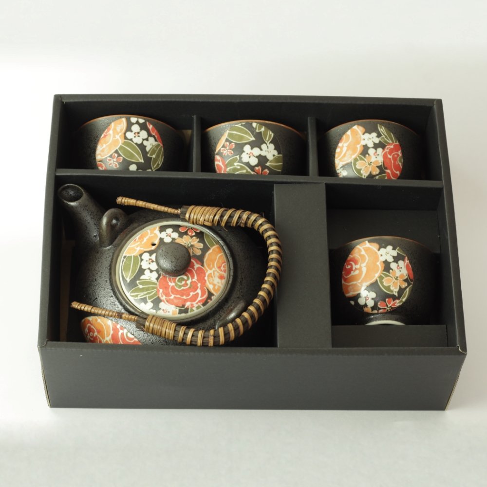 
                  
                    Hana Bana 4 Cup Japanese Tea Set detail
                  
                