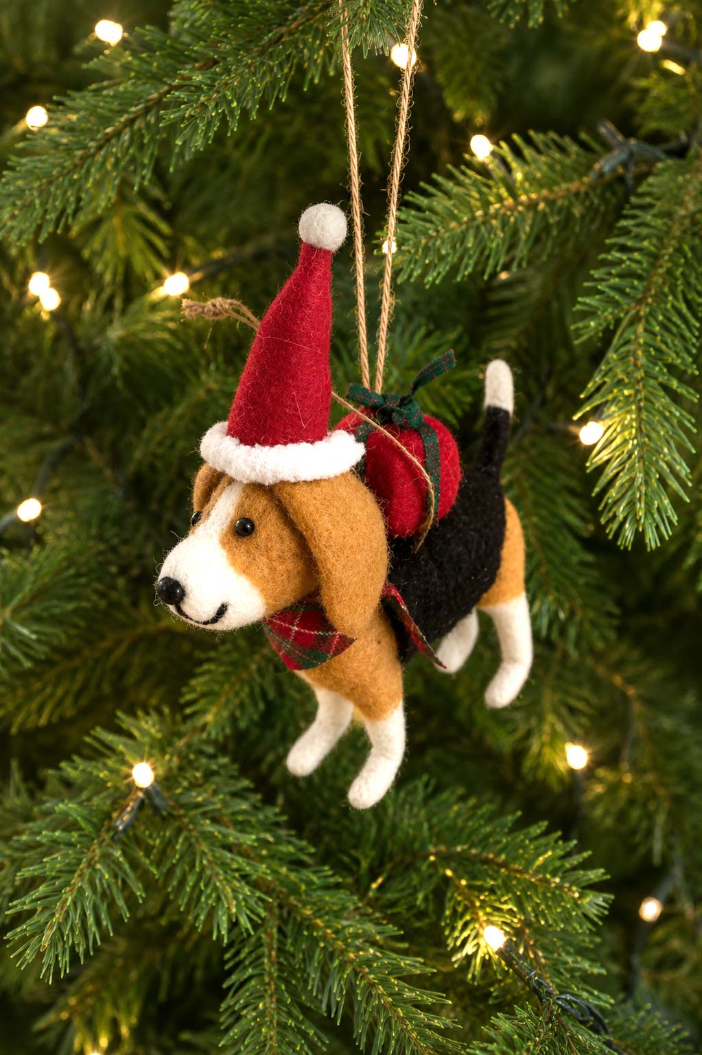 
                  
                    La La Land Felt Ornament Present Delivery
                  
                